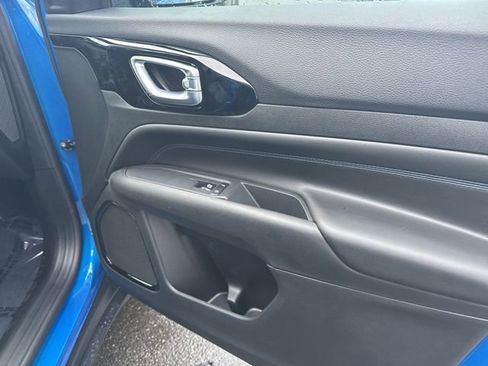 New 2026 Jeep Compass Latitude image 10