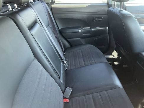 Used 2024 Mitsubishi Outlander Sport SE AWD/4WD image 10