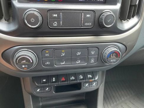Used 2021 Chevrolet Colorado Z71 AWD/4WD image 40