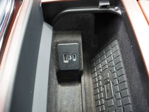 Used 2022 Lincoln Navigator Reserve AWD/4WD image 38