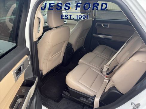Used 2024 Ford Explorer XLT w/ Equipment Group 202A image 14