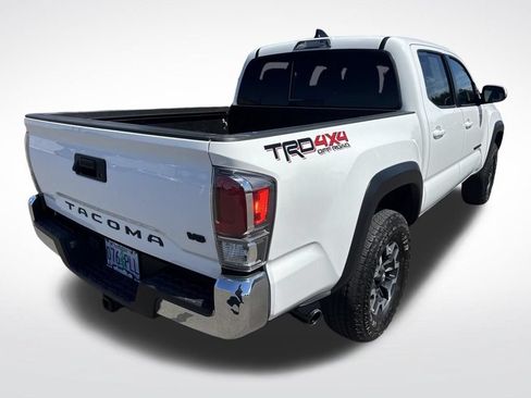 Used 2023 Toyota Tacoma TRD Off-Road w/ Black Out Package (TMS) AWD/4WD image 7