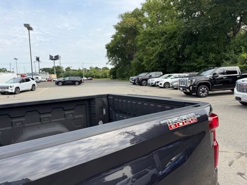Used 2024 Chevrolet Silverado 1500 Custom Trail Boss w/ LPO, Dark Essentials Package AWD/4WD image 8