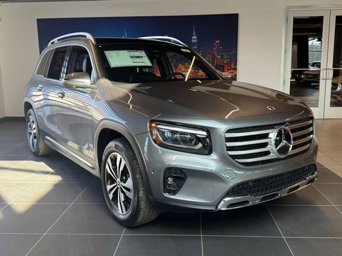 New 2026 Mercedes-Benz GLB 250 4MATIC image 1