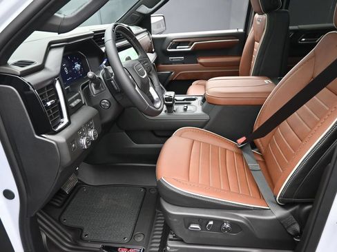New 2026 GMC Sierra 1500 Denali Ultimate AWD/4WD image 17