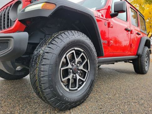 Used 2024 Jeep Wrangler Unlimited Rubicon image 10