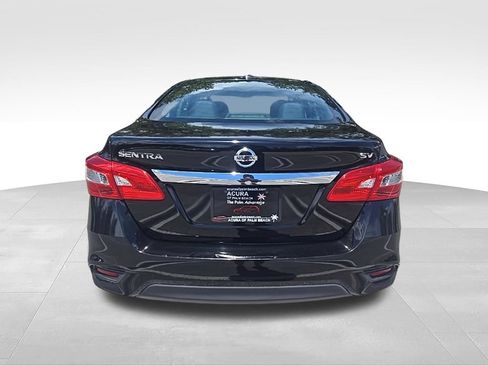 Used 2018 Nissan Sentra SV FWD image 4
