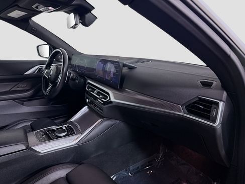 Used 2024 BMW M440i Convertible image 28