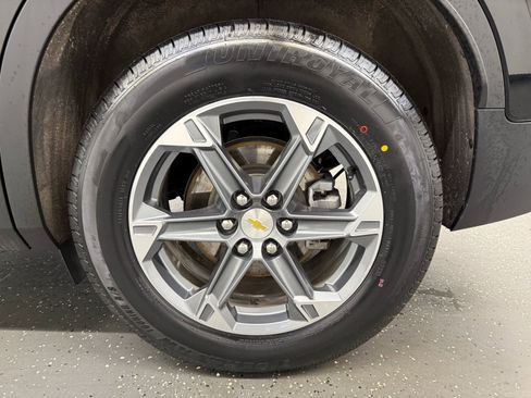 Used 2025 Chevrolet Blazer LT image 19