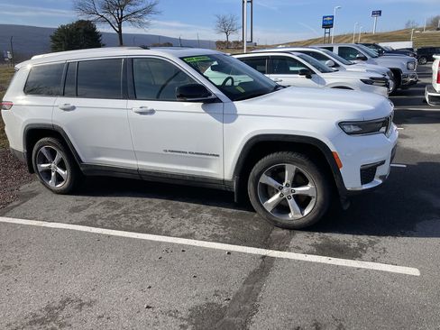 Used 2021 Jeep Grand Cherokee L Limited w/ Trailer Tow Group (B) image 8