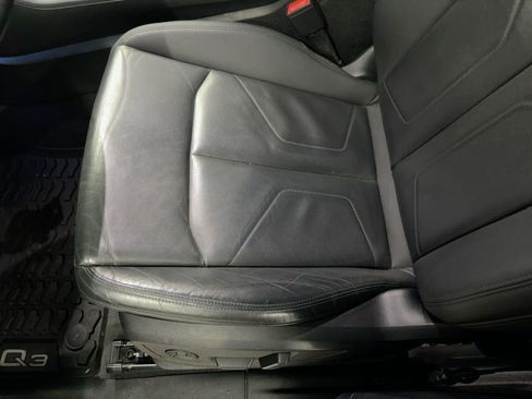 Used 2022 Audi Q3 2.0T Premium Plus image 14