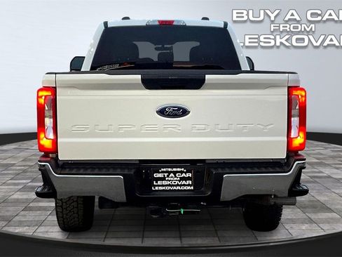Used 2024 Ford F250 XLT image 4