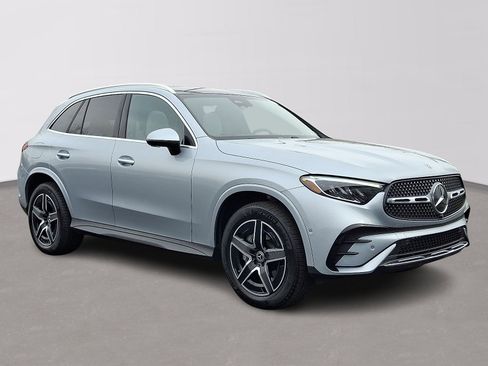 Certified 2026 Mercedes-Benz GLC 300 4MATIC image 3