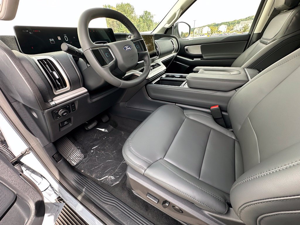 New 2027 Ford Expedition Active AWD/4WD image 17