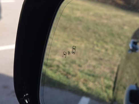 New 2025 Lexus LX 600 4WD w/ Premium Package image 24