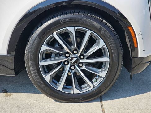 Used 2024 Cadillac Lyriq Sport w/ LPO, Floor Liner Package AWD/4WD image 9