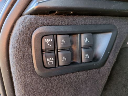 Certified 2024 BMW X7 M60i w/ Executive Package image 47