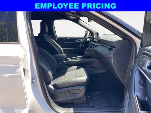 New 2026 Ford Explorer Tremor w/ Tremor Convenience Package AWD/4WD image 15