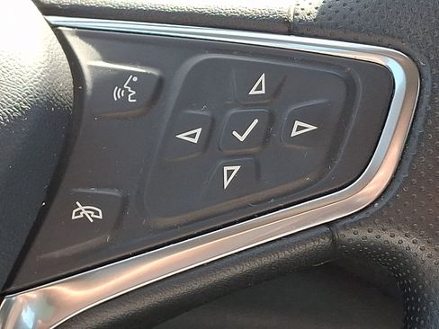 Used 2024 Chevrolet Malibu LT FWD image 23