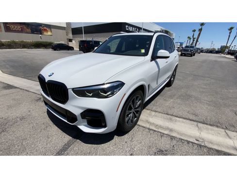 Used 2023 BMW X5 M50i w/ Climate Comfort Package AWD/4WD image 4