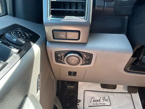 Used 2017 Ford F150 XLT w/ Equipment Group 301A Mid AWD/4WD image 27