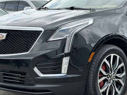 Used 2022 Cadillac XT5 Sportv w/ Platinum Package AWD/4WD image 6