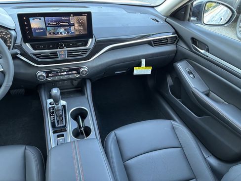 New 2026 Nissan Altima 2.5 SR FWD image 22