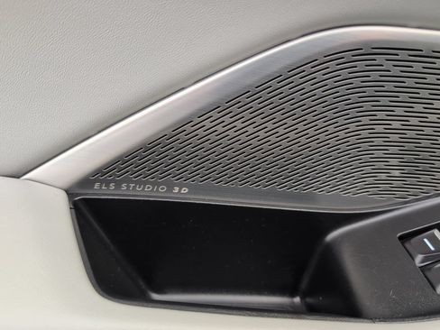 Used 2022 Acura MDX SH-AWD w/ Advance Package image 11