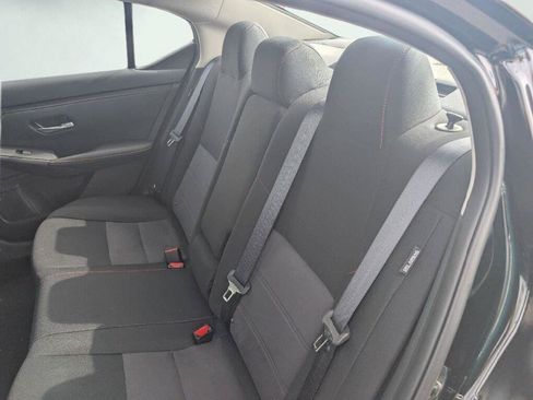 Certified 2025 Nissan Sentra SR FWD image 29