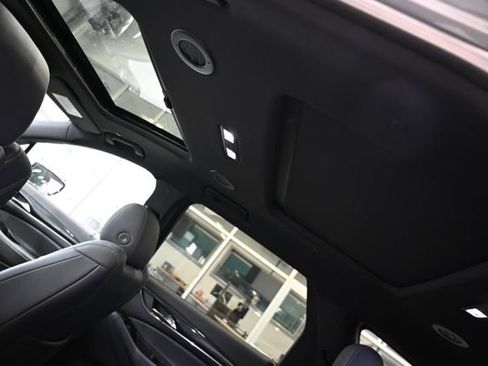 Used 2023 Buick Enclave Essence w/ Experience Buick Package FWD image 21