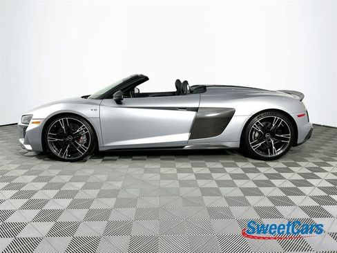 Used 2021 Audi R8 V10 performance AWD/4WD image 4