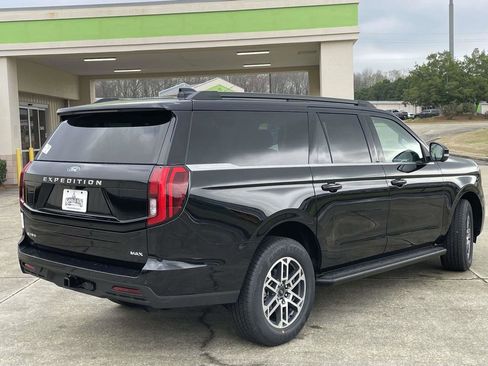 New 2026 Ford Expedition Max Active image 3