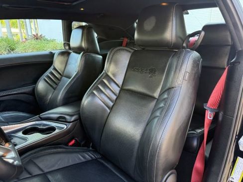 Used 2019 Dodge Challenger SRT Hellcat Redeye image 10