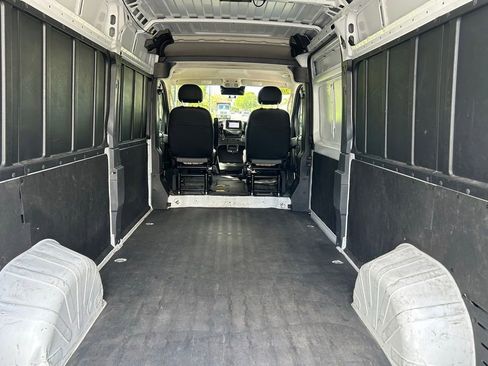 Used 2025 RAM ProMaster 2500 w/ Convenience Group FWD image 36