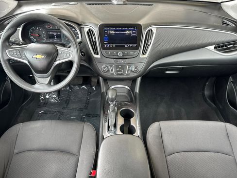 Used 2022 Chevrolet Malibu LS w/ Driver Confidence Package II image 13