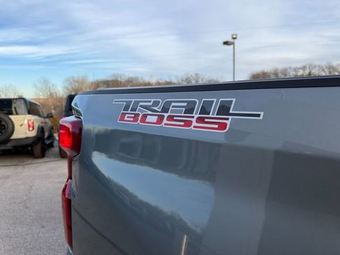 Used 2024 Chevrolet Silverado 1500 LT Trail Boss w/ Convenience Package II image 12