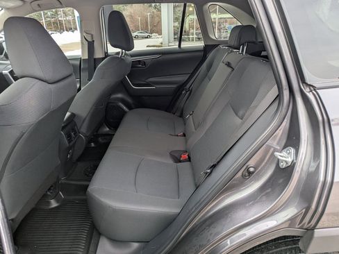 Used 2024 Toyota RAV4 LE image 17