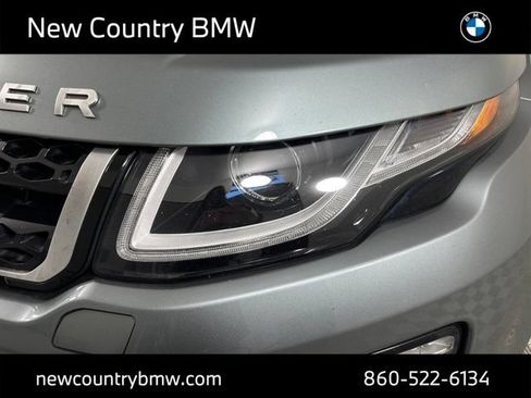 Used 2017 Land Rover Range Rover Evoque SE Premium AWD/4WD image 28