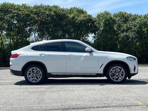 Used 2025 BMW X4 xDrive30i w/ Premium Package AWD/4WD image 15