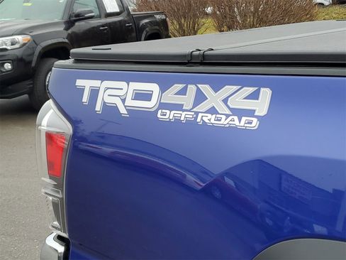 Certified 2023 Toyota Tacoma TRD Off-Road image 7