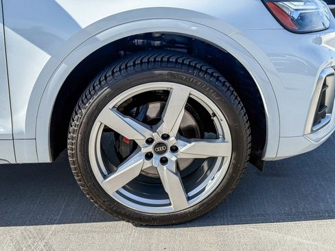 Used 2022 Audi SQ5 Premium w/ Convenience Package image 11