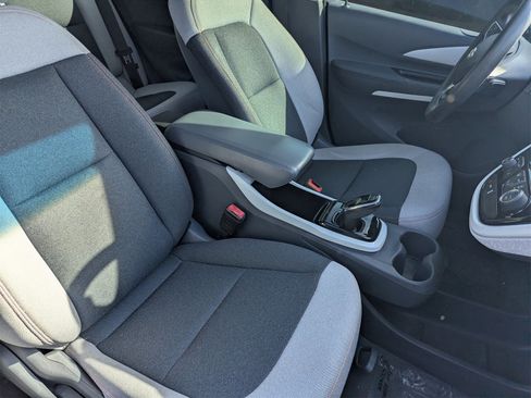 Used 2019 Chevrolet Bolt LT image 7