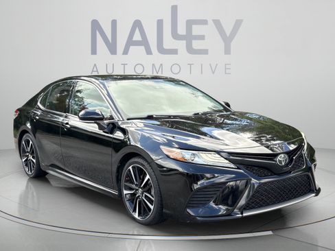 Used 2019 Toyota Camry XSE w/ Accessory Appearance Package FWD image 7