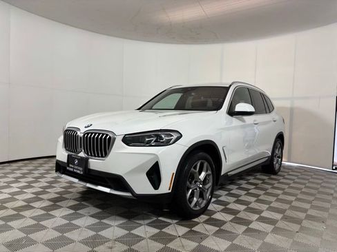 Certified 2024 BMW X3 xDrive30i w/ Convenience Package AWD/4WD image 3