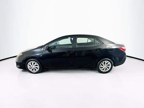 Used 2017 Toyota Corolla LE image 4