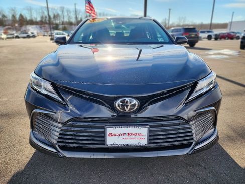Used 2023 Toyota Camry LE image 2