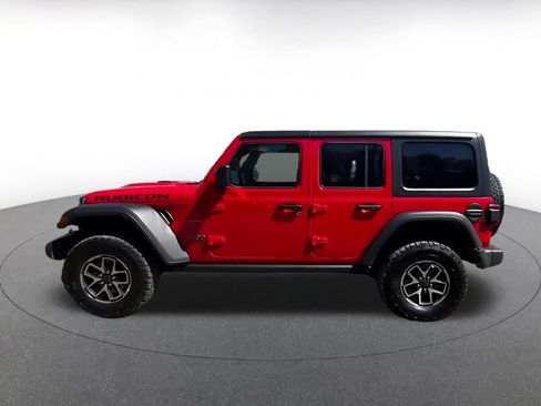 Used 2025 Jeep Wrangler Unlimited Rubicon AWD/4WD image 9