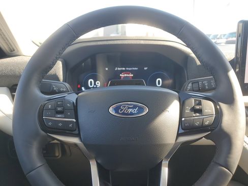 New 2026 Ford Explorer Platinum w/ LUX Leather Package image 23