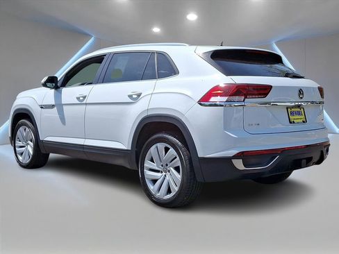 Certified 2023 Volkswagen Atlas Cross Sport SE w/ Panoramic Sunroof Package AWD/4WD image 7