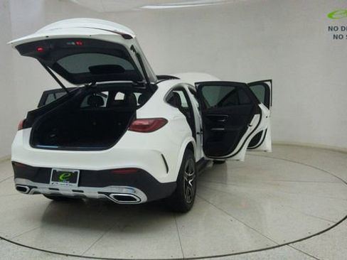 Used 2025 Mercedes-Benz GLC 300 4MATIC image 77